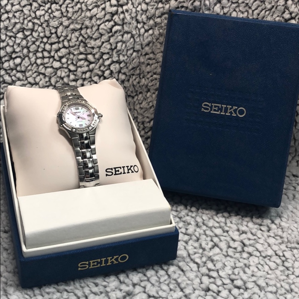 SEIKO Coutura Diamond Watch